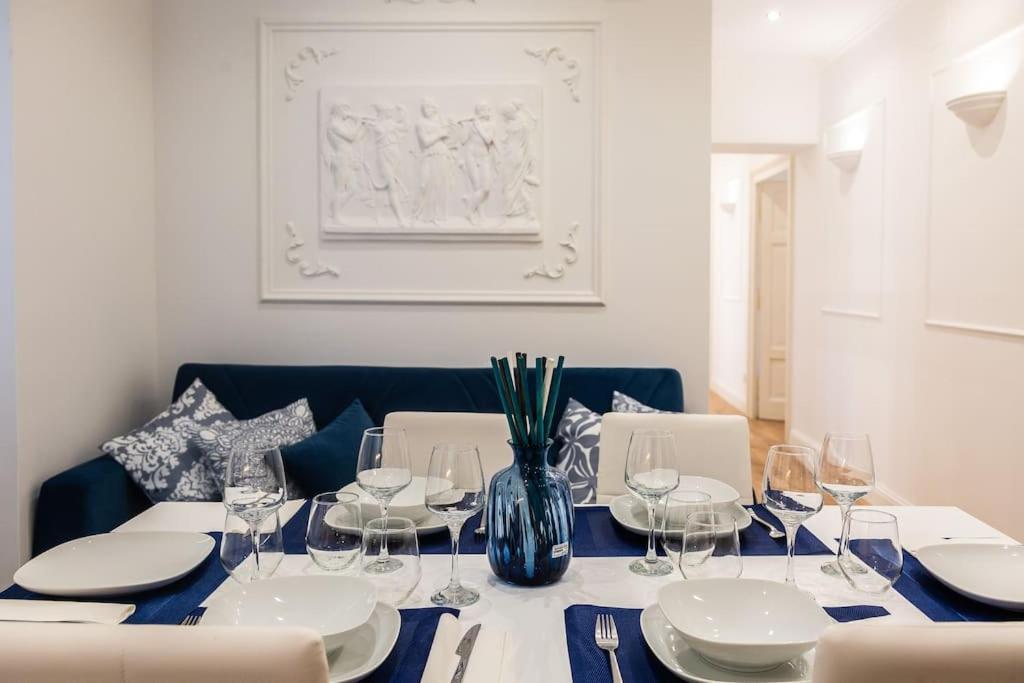 Portico D'Ottavia Lux Apartment โรม ภายนอก รูปภาพ